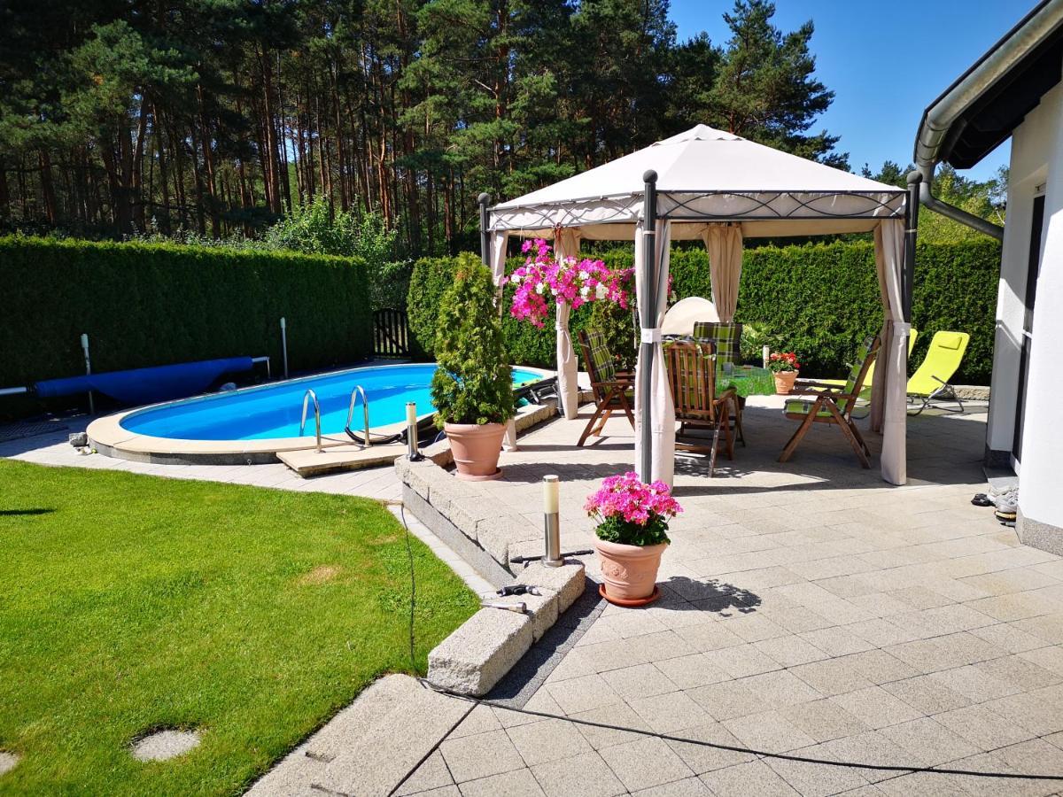 Gaestezimmer Im Bewohnten Efh Mit Pool Und Garten Ziltendorf Экстерьер фото
