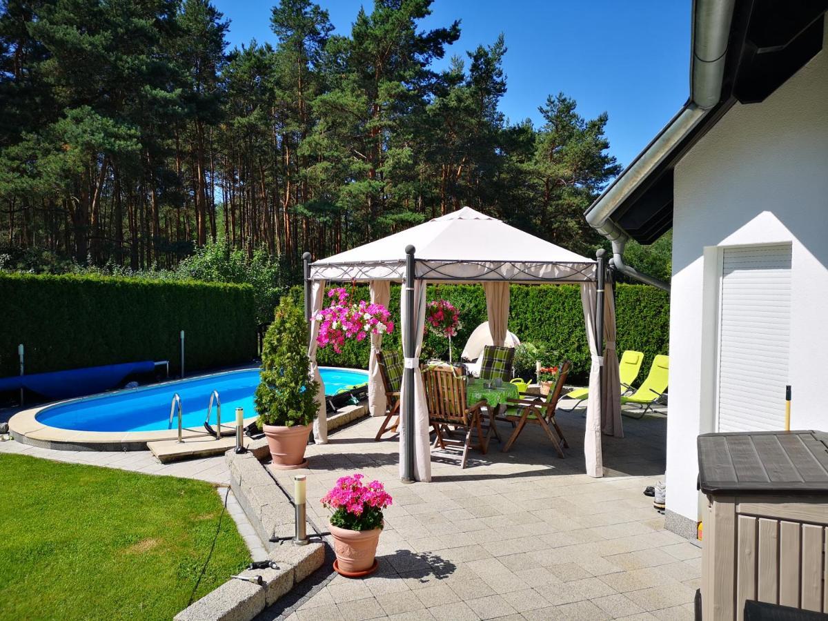 Gaestezimmer Im Bewohnten Efh Mit Pool Und Garten Ziltendorf Экстерьер фото